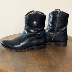 Frye Melissa Button Short Riding Boot